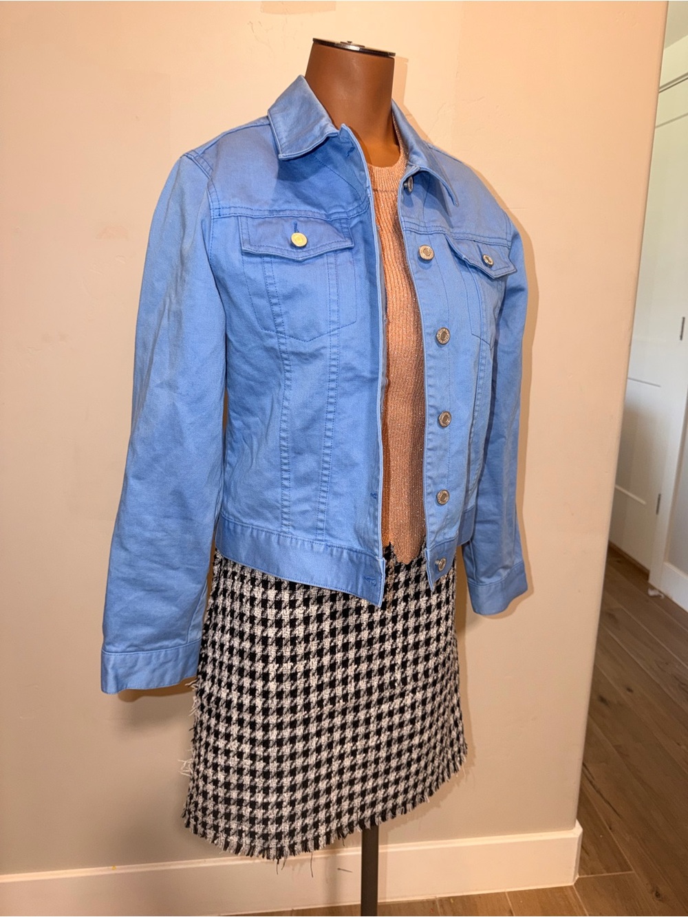 Girls GAP Blue Denim Jacket light Blue Button Size XXL  16/18